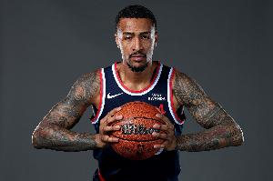 这个替补真香！科林斯8中7得16分6板1助2断 三分1中1