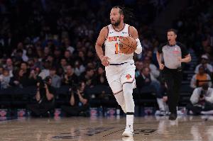 布伦森：不会把适应新进攻体系当作借口 我们要相互支持