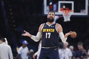 小阿德尔曼：瓦兰的态度符合所有人的期待 在场上场下都有体现