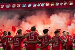 恐怖如斯…拜仁已经揍遍了德甲的上半区，战绩是全胜+一堆大比分