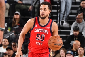 Shams：步行者计划用10天困难特例签下罗宾逊-厄尔