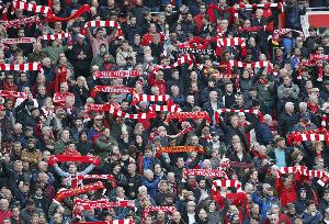 59916名球迷入场观看利物浦vs皇马，创造安菲尔德欧战比赛纪录