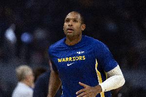 8中0！科尔：霍福德出手都是正确投篮机会 我们清楚他的投篮水平