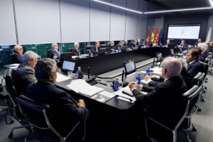 皇马基金会上赛季在100多个国家，通过1438个项目帮助超40万人