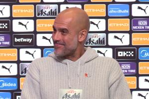 人们把你奉为史上最佳主帅？瓜帅搞怪：他们完全正确！