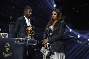 法媒：登贝莱母亲收儿子20万欧转账被要求缴税，上诉取消遭驳回